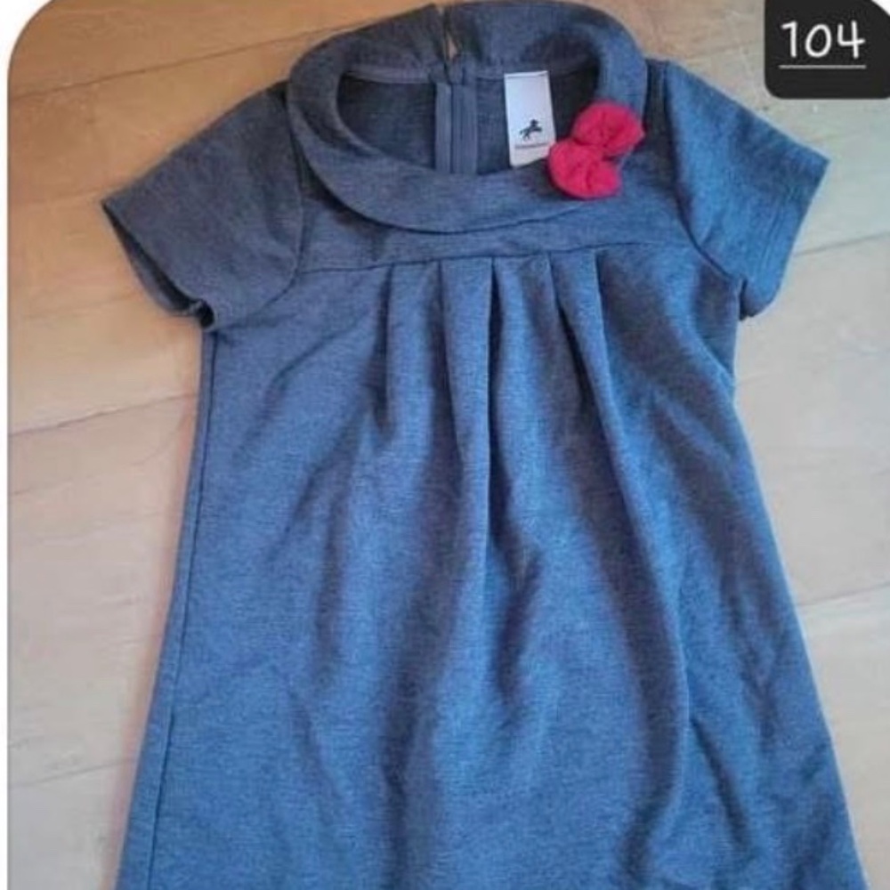 Girls dress with bow size 4